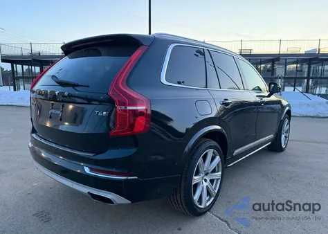 2018 Volvo Xc90 T6 z USA, uszkodzony, nr VIN YV4A22PL3J1209333
